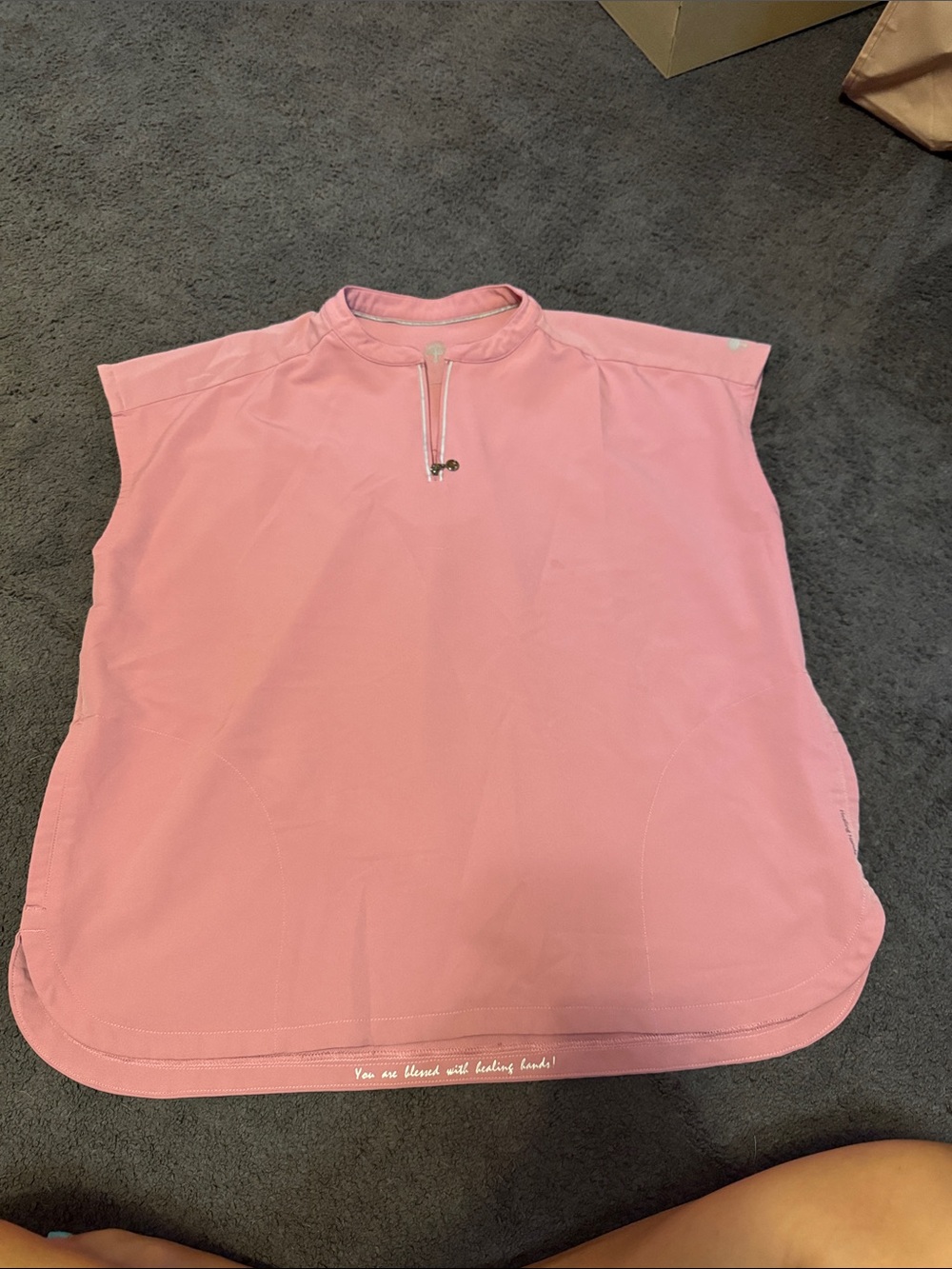 healing hands women’s scrub top